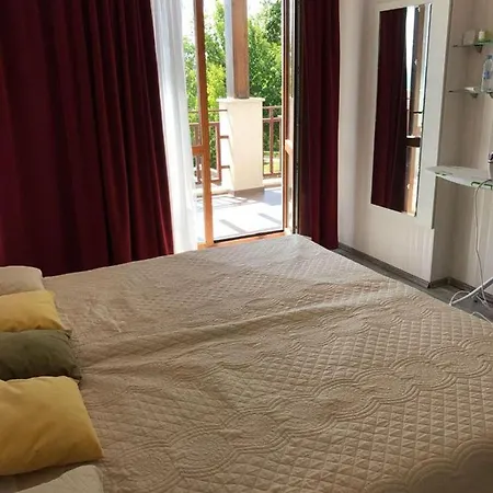 Apartment Gardens Balchik